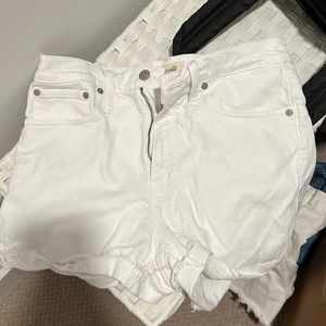 NWOT Madewell white denim shorts
